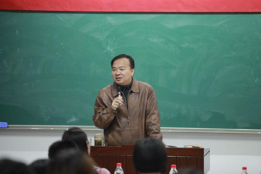 校党委常务副书记、副校长张彦讲话_调整大小.JPG